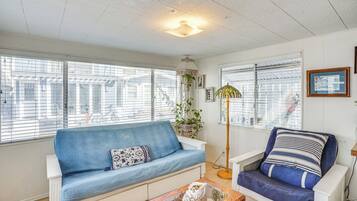 Cottage (2 Bedrooms) | Interior