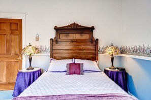 Apartment (2 Bedrooms) | 2 bedrooms, bed sheets