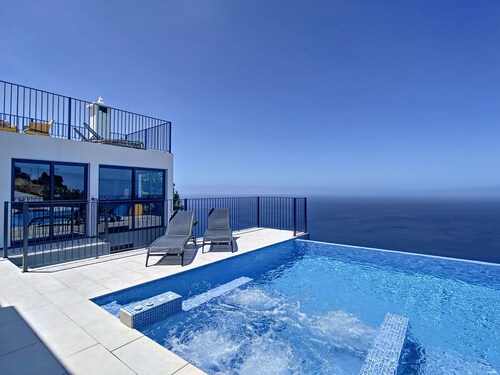 Villa do Espigão by Atlantic Holiday