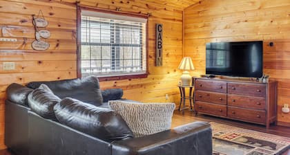Broken Bow 'starlight Cabin' w/ Private Hot Tub!