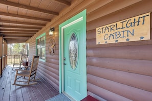 House (3 Bedrooms) | Interior - Broken Bow 'starlight Cabin' w/ Private Hot Tub! (Broken Bow)