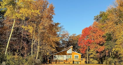 Private Beach & Deck: Spacious Lake Michigan Home