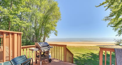 Private Beach & Deck: Spacious Lake Michigan Home