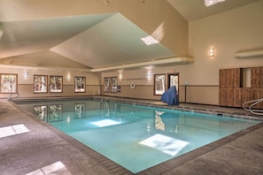 Apartment (0 Bedroom) | Interior - Airy Resort Condo < 3 Miles to Whitefish Mountain! (Whitefish)