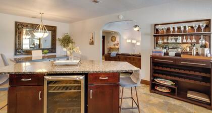 Spacious Wellington Vacation Rental - Private Pool