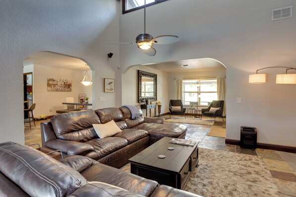 House (4 Bedrooms) | Interior - Spacious Wellington Vacation Rental - Private Pool (Wellington)