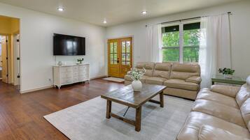 Maison (3 Bedrooms) | Aire de séjour | Livres