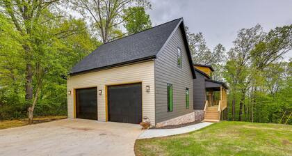 Bella Vista Vacation Rental on The Back 40 Trail!