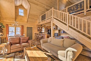 Interior - Sunny Forest Cabin w/ Views of Pikes Peak Mtn! (Florissant)