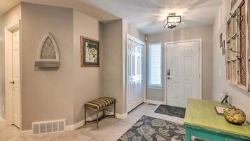 Apartment (4 Bedrooms) | Interior