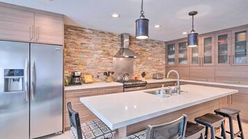 Apartment (4 Bedrooms) | Interior