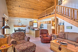House (2 Bedrooms) | Interior