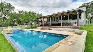 House (3 Bedrooms) | Front of property
