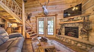 House (1 Bedroom) | Interior