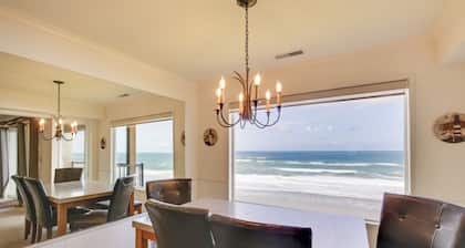 Lincoln City Vacation Rental w/ Pool & Ocean Views