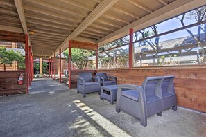 Apartment (2 Bedrooms) | Interior - Lincoln City Vacation Rental w/ Pool & Ocean Views (Gleneden Beach)