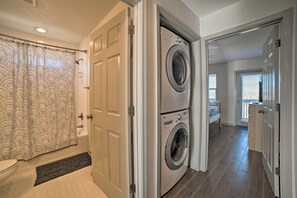 Apartment (2 Bedrooms) | Interior - Mexico Beach Home w/ Balcony - Steps to Beach (Port St. Joe)