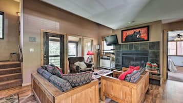 Apartment (3 Bedrooms) | Front of property