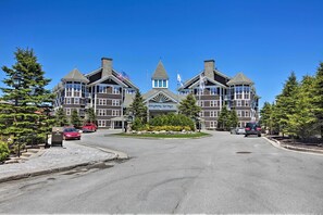 House (6 Bedrooms) | Interior