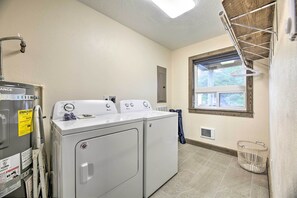 Mökki (2 Bedrooms) | Sisätilat