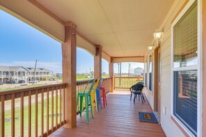 Interior - Steps to Surfside Beach: Ada-friendly Home (Freeport)