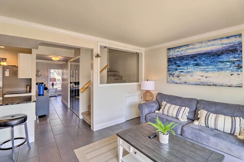 < 1 Mi to Beach: Ocean City Retreat w/ Pool Access