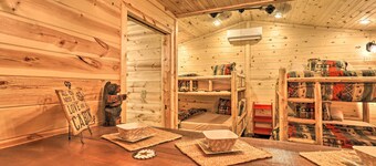 Serene Cabins w/ Decks & 8 Acres on Kiamichi River