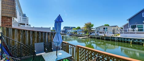 Apartment (2 Bedrooms) | Front of property