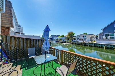 Deck w/ Canal Access: Ocean City Townhome