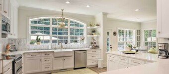 Butterfly Creek Columbus Estate on 3 Acres!