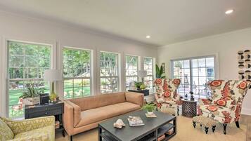 Rumah (4 Bedrooms) | Interior