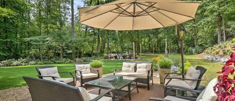 House (4 Bedrooms) | Front of property