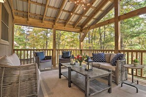 House (6 Bedrooms) | Interior - 1 Mi to Town: Chalet-style Highlands Retreat (Highlands)