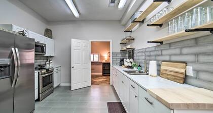 Starkvegas Clubhouse ~ 2 Mi to MSU Campus!