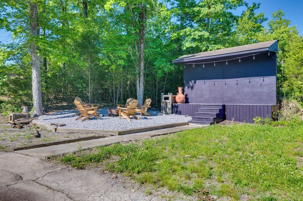 House (6 Bedrooms) | Interior