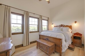 Cottage (2 Bedrooms) | Interior