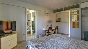 Nhà (3 Bedrooms) | Nội thất