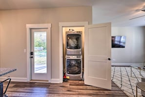 House (4 Bedrooms) | Interior - Wooded Escape w/ Beautiful Backyard + Mtn Views! (Chattanooga)