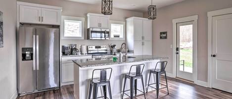 House (4 Bedrooms) | Interior