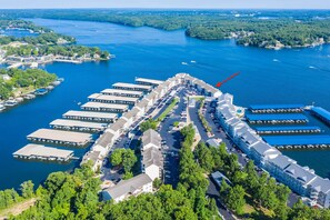 Apartment (4 Bedrooms) | Interior - Lake-view Condo w/ Community Pools in Osage Beach! (Osage Beach)