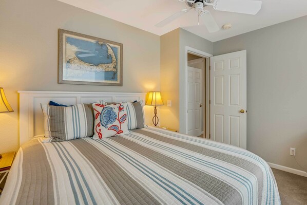 Apartment (4 Bedrooms) | Interior - Lake-view Condo w/ Community Pools in Osage Beach! (Osage Beach)