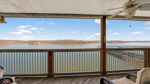 Apartment (4 Bedrooms) | Interior - Lake-view Condo w/ Community Pools in Osage Beach! (Osage Beach)