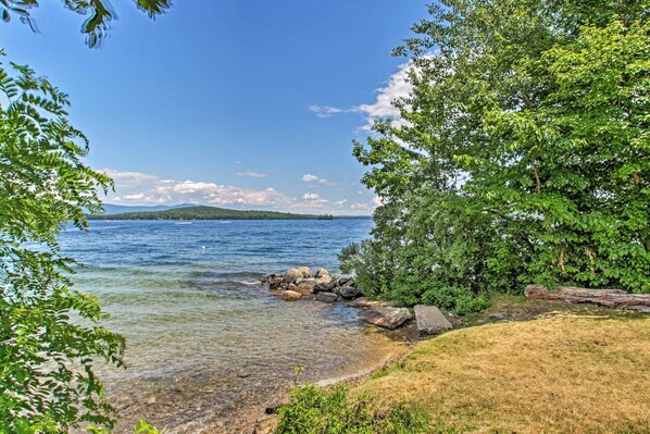 Beach - Bayside Weirs Beach Cottage < Half Mile to Pier! (Laconia)