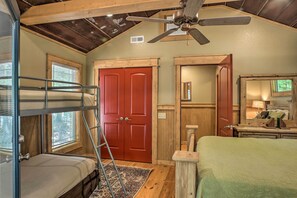 House (1 Bedroom) | Interior - Guntersville Lake Cabin w/ 3 Fishing Ponds! (Guntersville)