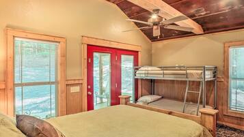 House (1 Bedroom) | Interior