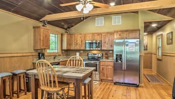 House (1 Bedroom) | Interior