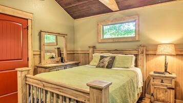 House (1 Bedroom) | Interior