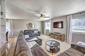 House (4 Bedrooms) | Interior