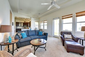 House (2 Bedrooms) | Interior