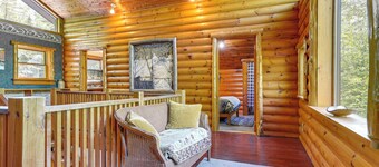 Saranac Lake Cabin w/ Deck: 애완동물 환영!